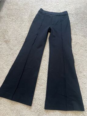Spanx Pants Women's Sz. M Perfect Pant Kick Flare Black Hi-Rise Seamed Trousers